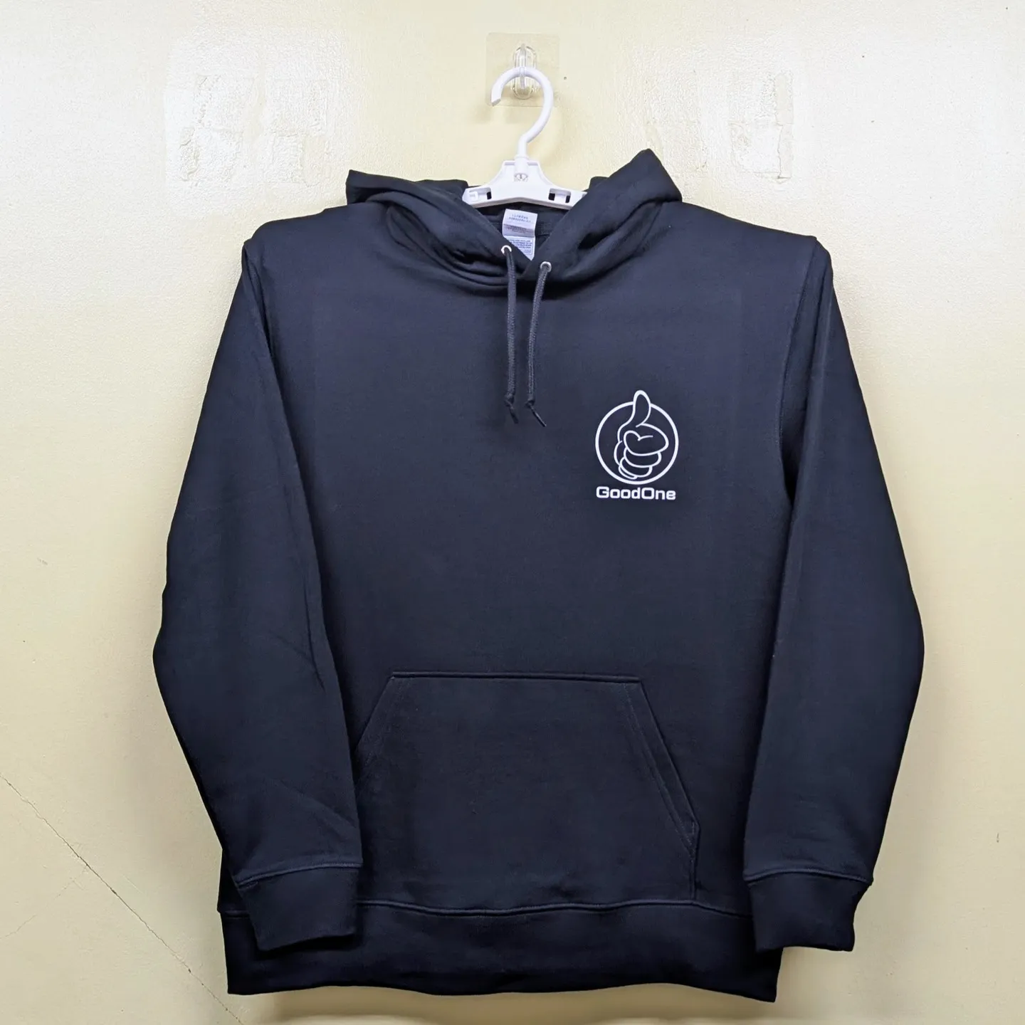 企業ユニフォームの新定番!オリジナルパーカーのおしゃれな活用...