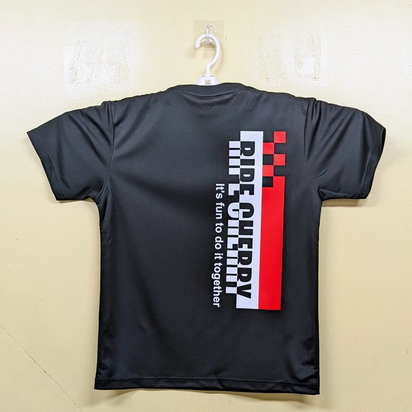 卒業・送別会を最高の思い出に！デザイン不要・スマホで完結するオリジナルTシャツ作りの全手順